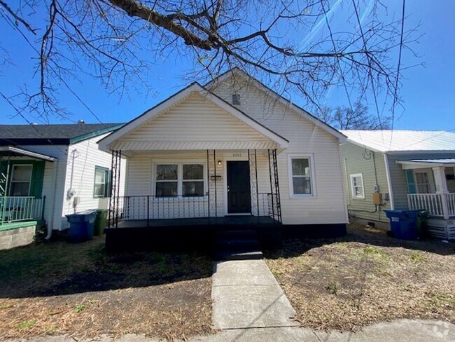 Building Photo - Welcome to this newly remodeled 4-bedroom,... Rental