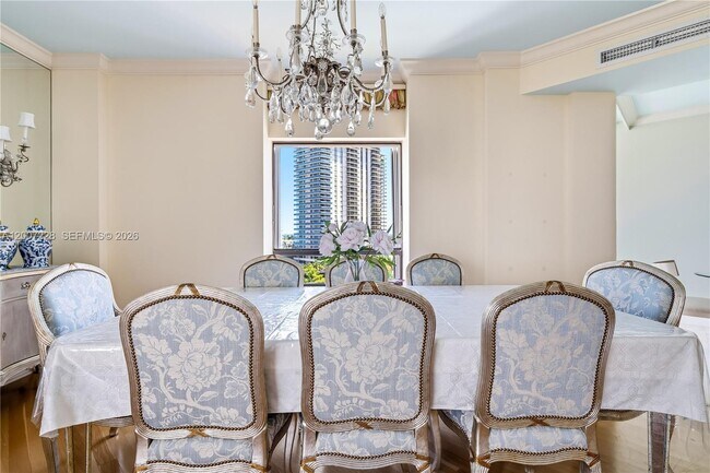 Photo - 19500 Turnberry Way Unit 7B