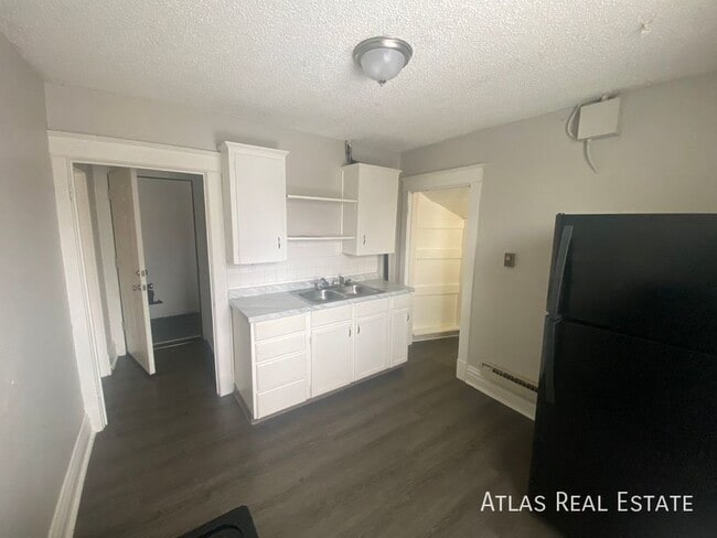 Photo - 6035 W 39th Ave Unidad 4
