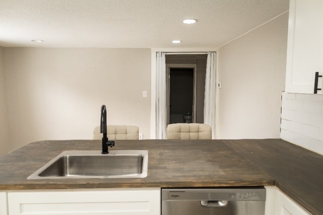 Photo - 1363 Frankstown Rd Unit R1