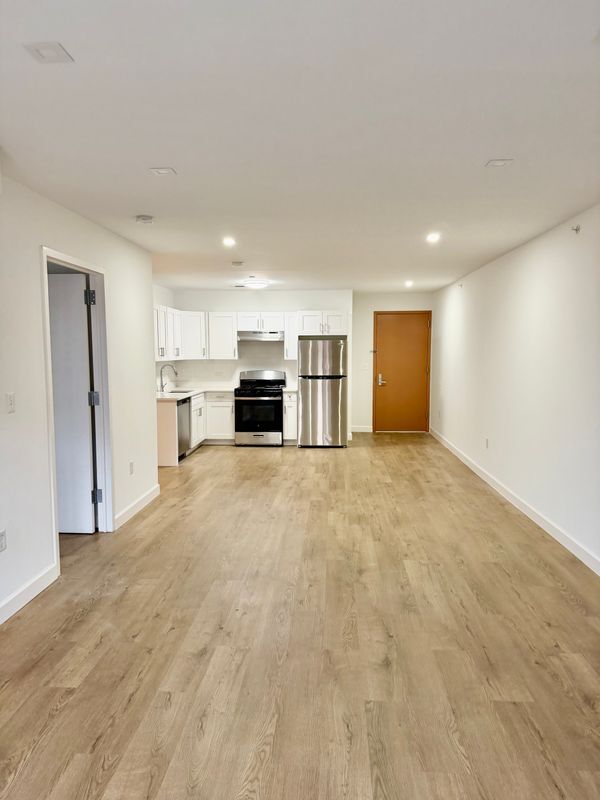 Photo - 224 Gramatan Ave Unit 4K