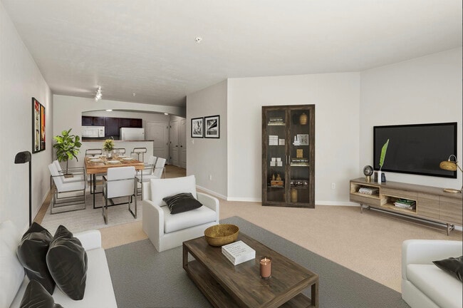 Photo - Broadway Commons LLC