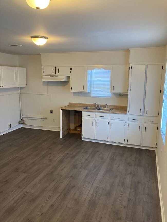 Photo - 204 Nixon Ave SW Unit 204 A Nixon Avenue