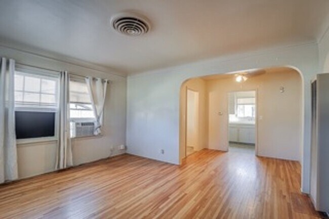 Photo - 627 Arvin St Unidad 1