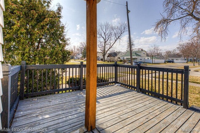 Photo - 2618 Phillips Ave
