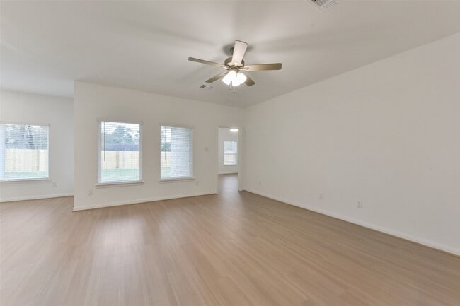 Photo - 13602 Pine Dr