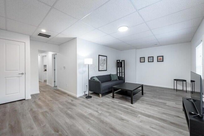 62 S Main St Unit 4
