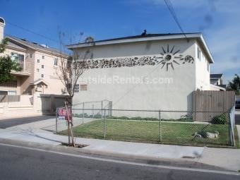 Building Photo - 15624 Freeman Ave Unit 15624