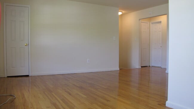 Photo - Pompton Hills