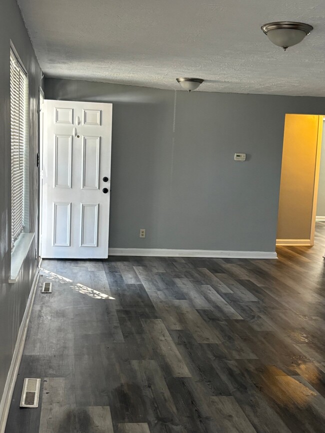 Photo - 3967 Pharo Dr