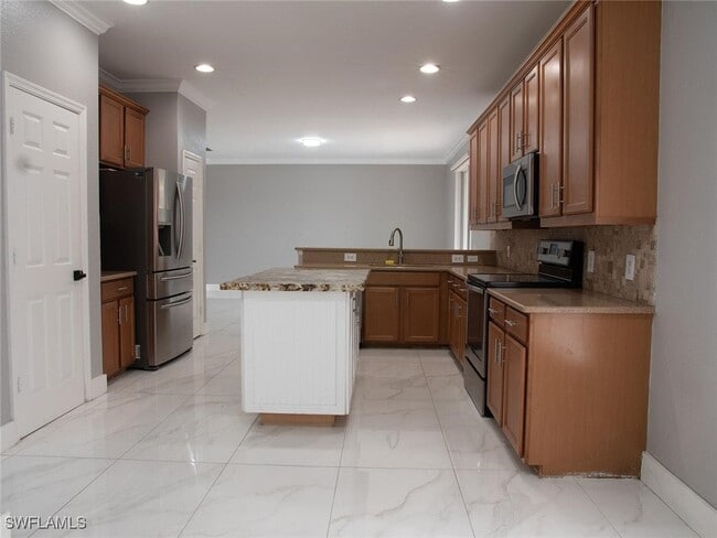 Photo - 2822 Inlet Cove Ln W
