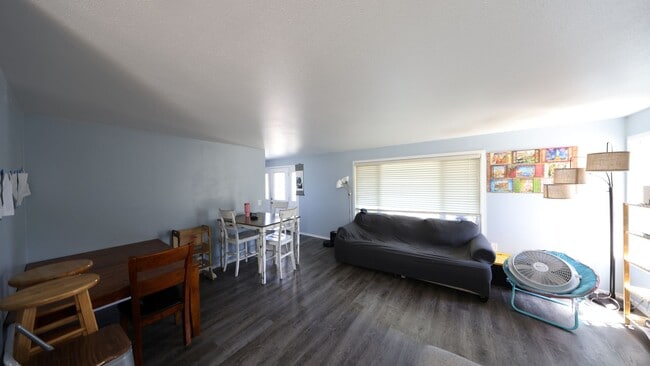 Photo - 3 Bed 2.5 Bath - Groups - Pet Friendly - Large Yard - NAS Whidbey