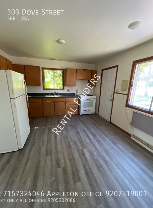 Building Photo - 303 Dove St Rental