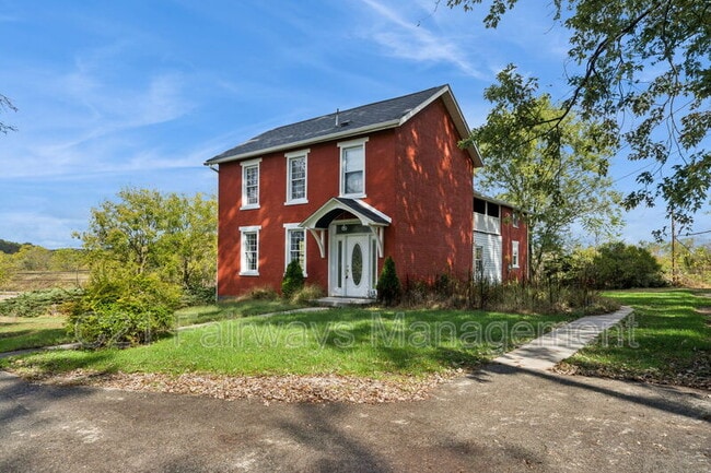 Building Photo - 8113 US-22