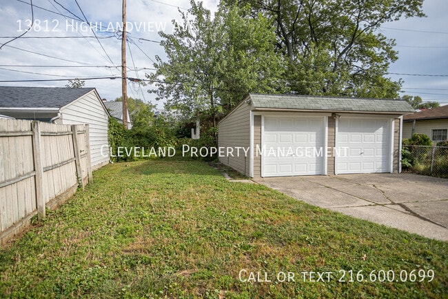 Photo - 13812 Highlandview Ave