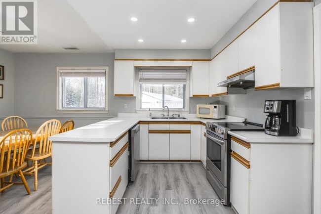 Photo - 910 Concession Rd 17 W