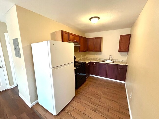 Photo - *MOVE IN SPECIAL* 2 Bedroom / 1 Bath Unit Near Lackland AFB!