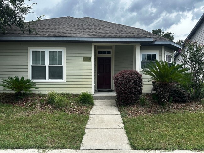 Building Photo - Longleaf 3/2 House
