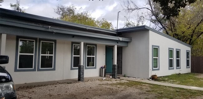 Building Photo - 1019 E 32nd St