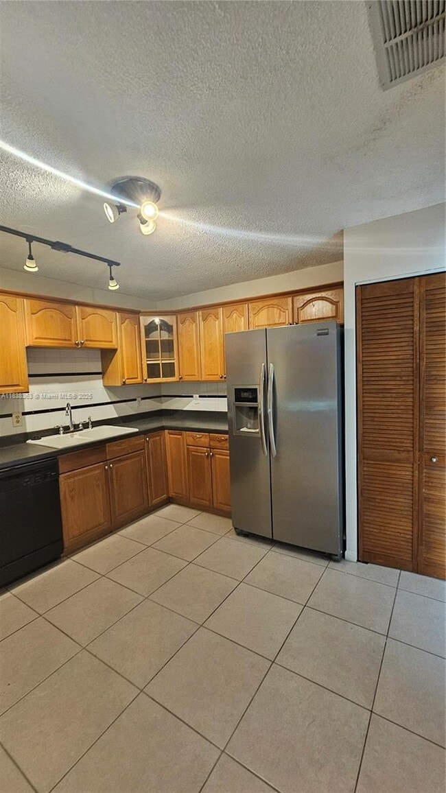 Photo - 7502 Nova Dr