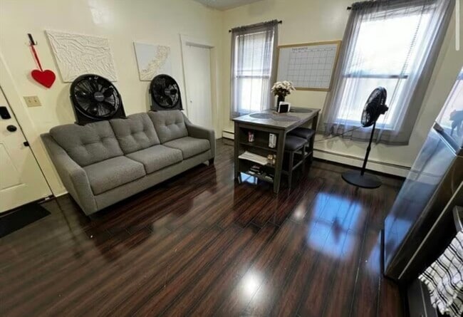 Photo - 1576 Tremont St Unit 2