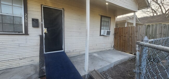Front Entrace - 2301 Burkett St