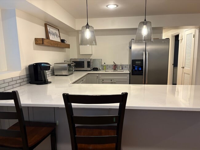 Photo - 924 NE 147th St