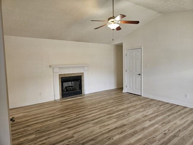 Photo - 908 Broadmore Dr