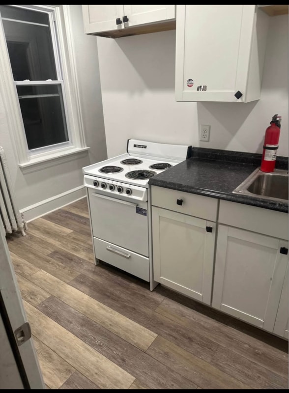 Building Photo - 304 S 6th St Rental