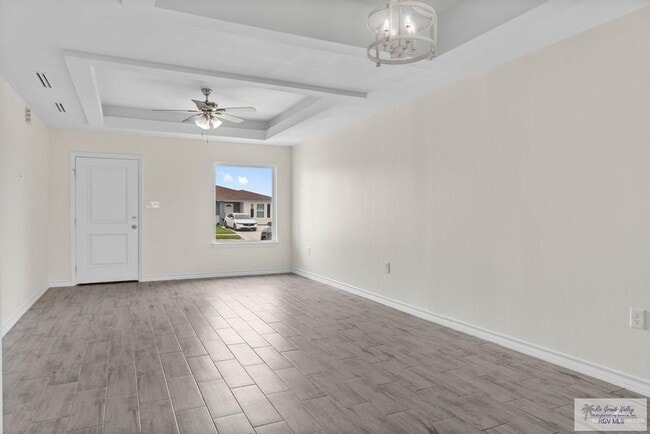 Photo - 19 Seminole Ln