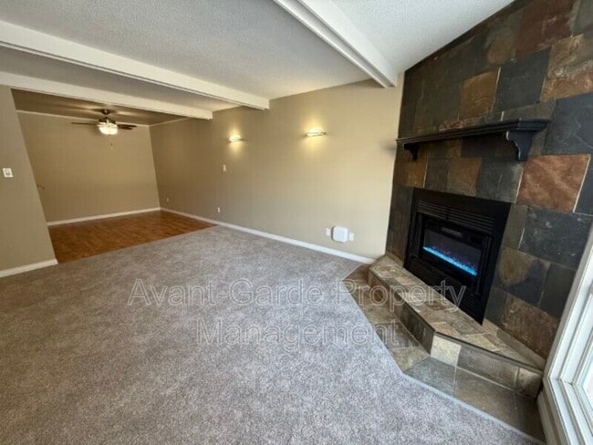 Photo - 14583-14121 121 St NW