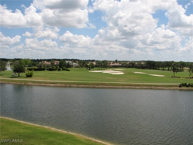 Building Photo - 562 Avellino Isles Cir Unit 102