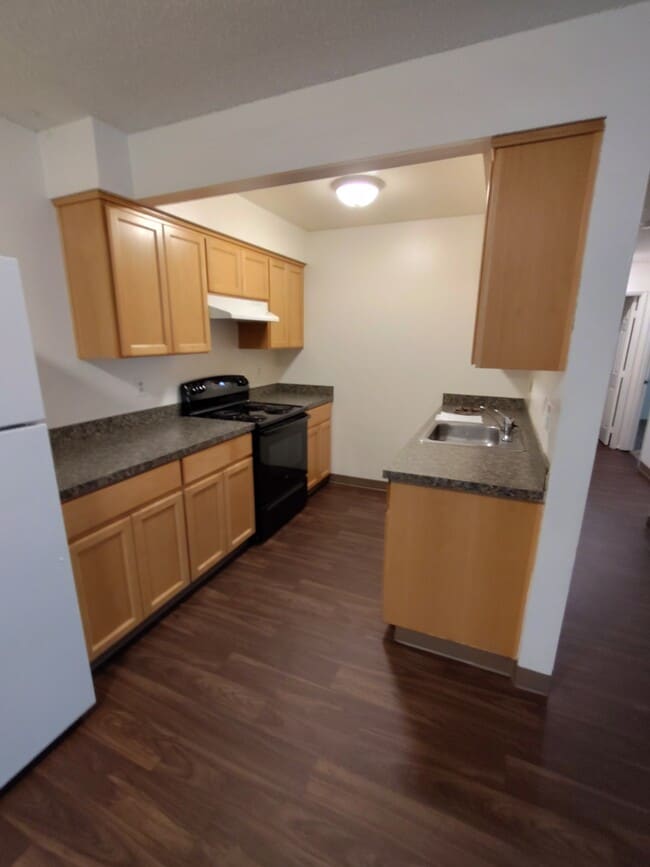 Oak Manor Apartments