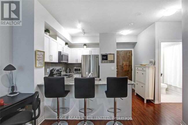 Photo - 16 Yonge St Unit 314