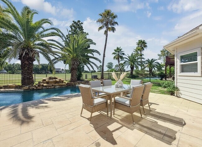 Photo - 16523 E Canterra Cir