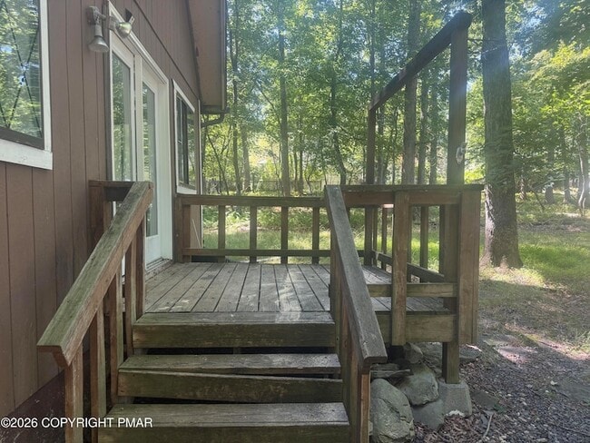 Photo - 2111 Spring Dr