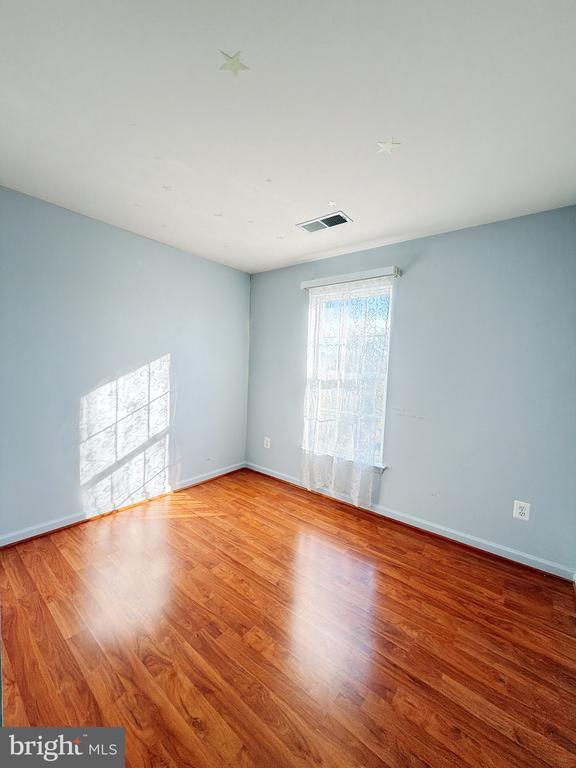 Photo - 43750 Tolamac Dr