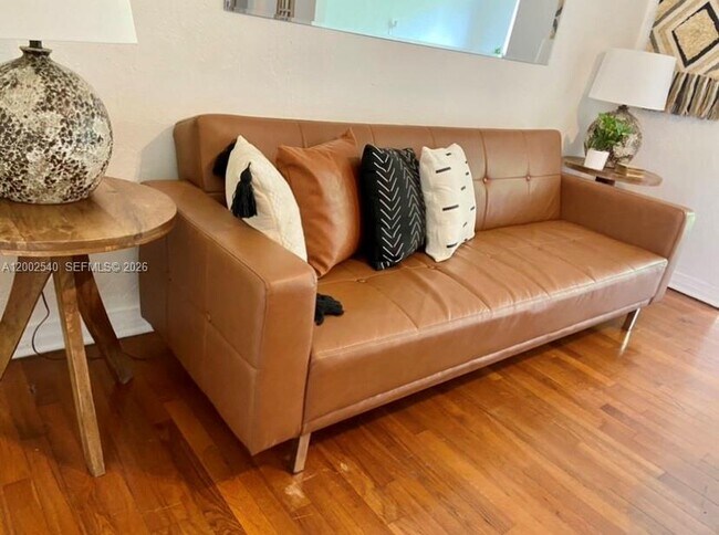 Photo - 4619 SW 10th St