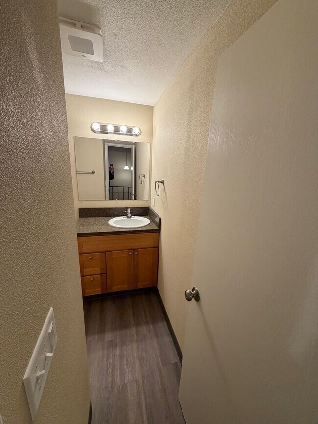 Photo - Sunnyside Duplex Unit 4894