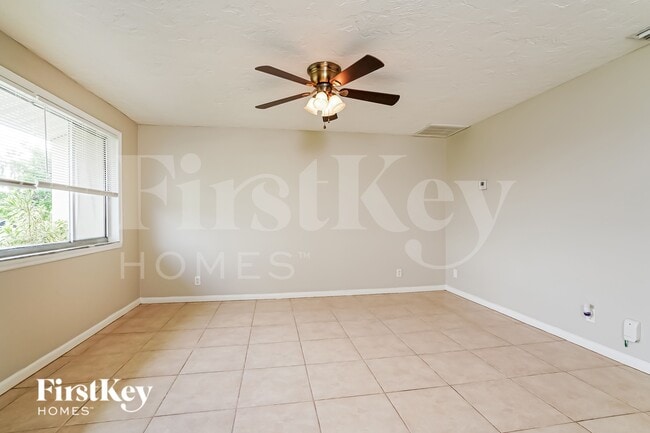 Photo - 1428 SE 30th Terrace