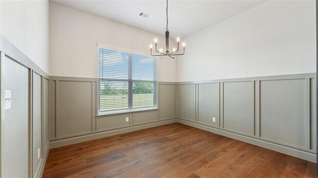 Photo - 1221 Mammoth St