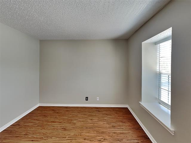 Photo - 931 Roaring Springs Rd