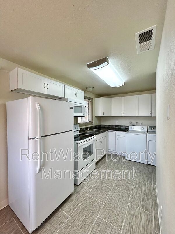 Photo - 1501 W Maple Ave Unidad A