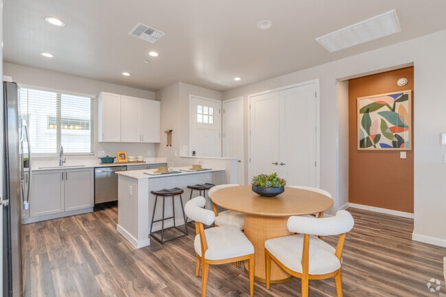 3A 3BR, 2BA - 1,282SF - Dining Room