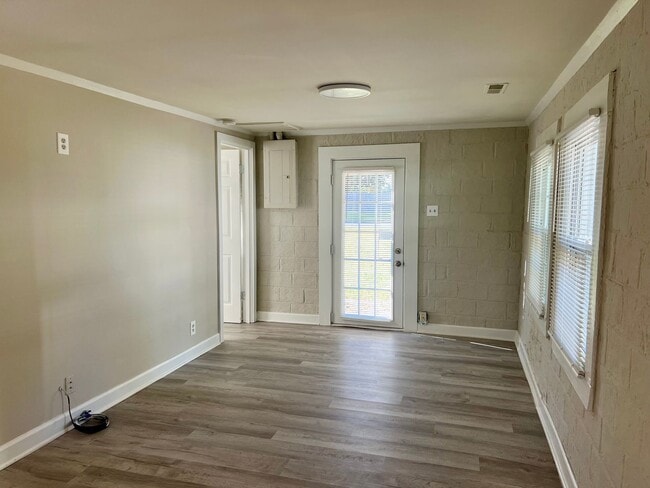 Photo - One bedroom, 1 bath house in Mebane