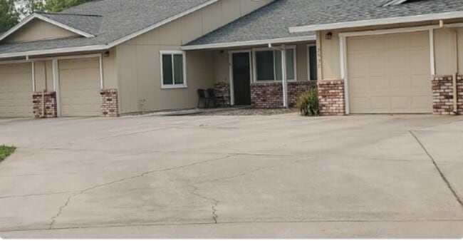 Photo - 2530 Jason Ct Townhome