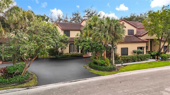 Building Photo - 10524 NW 10th St Unit A-125