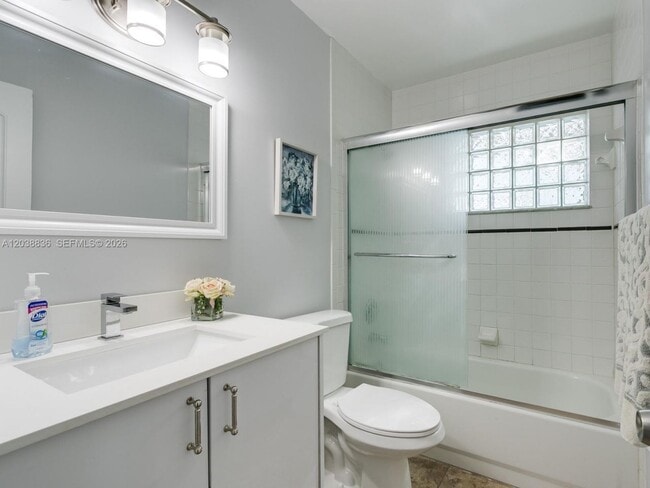 Photo - 1540 Arthur St