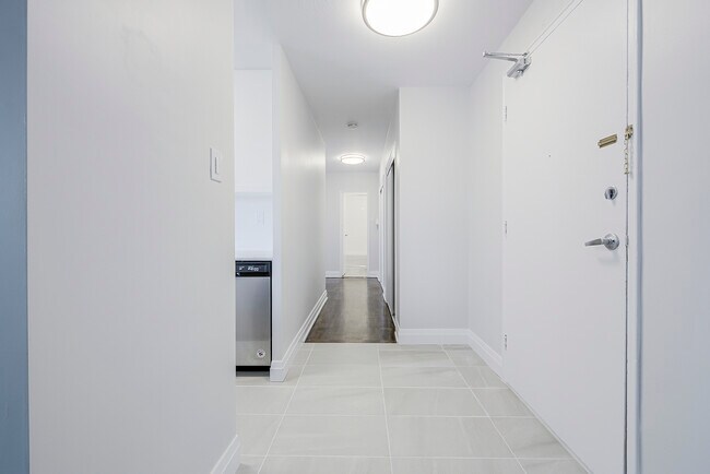 Photo - 121 Minerva Ave