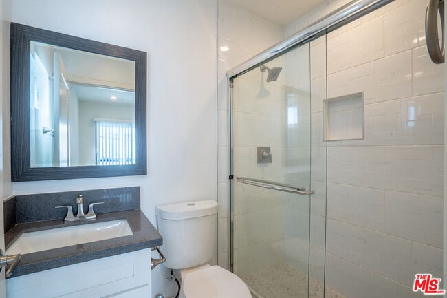 Photo - 608 N Gramercy Pl